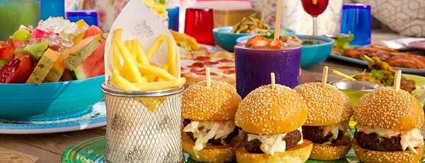 Doha Beach Club Brunch By The Sea - Must-see attractions - Image 3