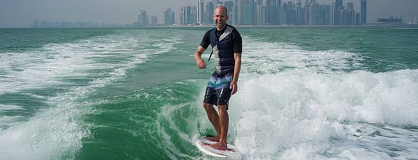 Wakeboarding at Old Mina Port - Qool Qatar - Must-see attractions - Image 3