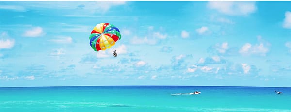 Parasailing at West Bay - Qool Qatar - Must-see attractions - Image 3