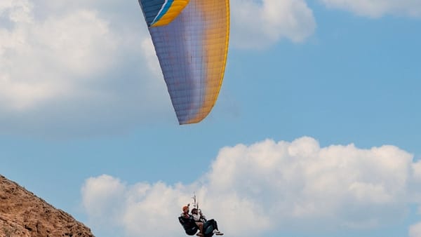 Tandem Paragliding - Extreme sports & adrenaline activities - Image 2