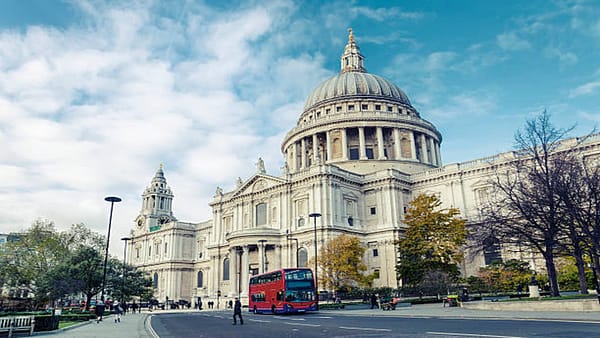 Visit St Paul’s Cathedral & Westminster Walking Tour - Sightseeing and Tours - Image 2