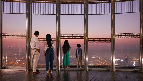Burj Khalifa 124th & 125th Floor Must-see attractions