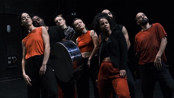 La Terre en Transe - Taoufiq Izeddiou - Shows and Theatrical Plays - Image 2