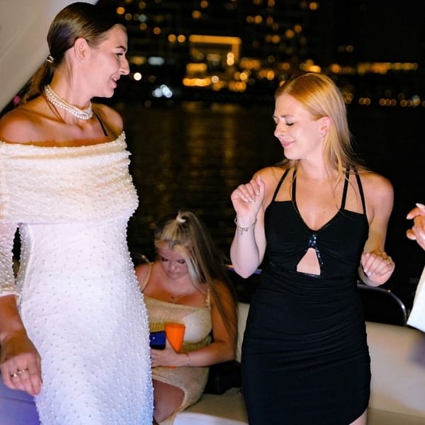 Evening 4 Hour Yacht Cruise with Unlimited Drinks Boat Tours and Cruises