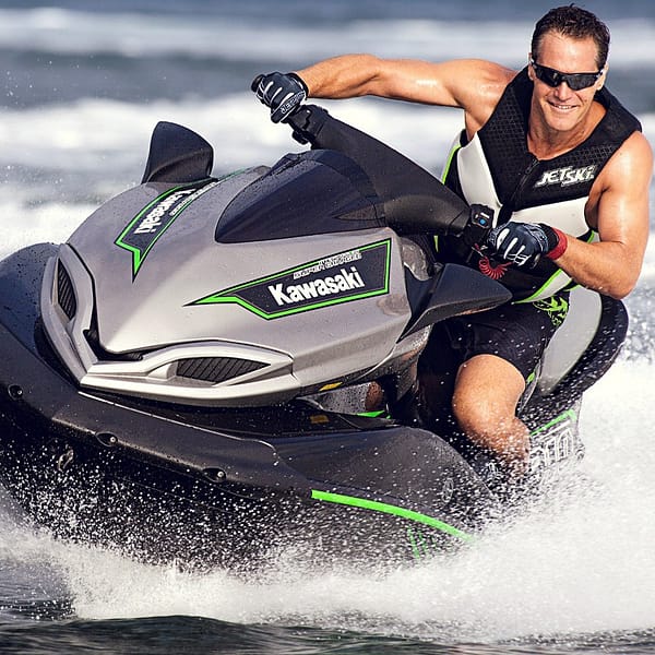 Jetski at West Bay - Qool Qatar Must-see attractions
